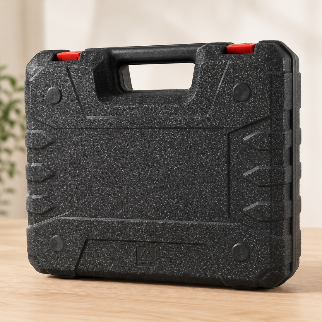 Kit de taladro inalámbrico con maletín organizador abierto que incluye taladro recargable, dos baterías, cargador, brocas, puntas para destornillador y accesorios para perforar y atornillar en proyectos de hogar, taller y bricolaje.