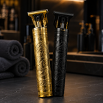 Afeitadora eléctrica multifuncional recargable con cabezal rotativo triple, cepillo facial, perfilador nasal y accesorios de precisión para el cuidado personal masculino.